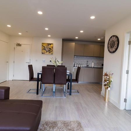 Virexxa Bedford Centre - Executive Suite - 2Bed Flat With Free Parking & Gym Kültér fotó