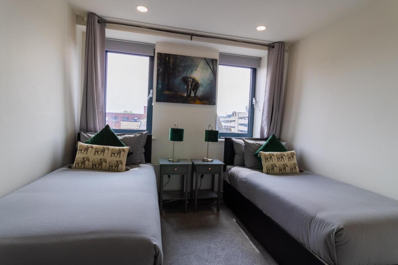 Virexxa Bedford Centre - Executive Suite - 2Bed Flat With Free Parking & Gym Kültér fotó