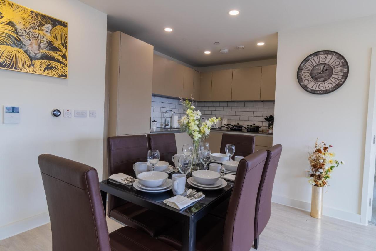 Virexxa Bedford Centre - Executive Suite - 2Bed Flat With Free Parking & Gym Kültér fotó